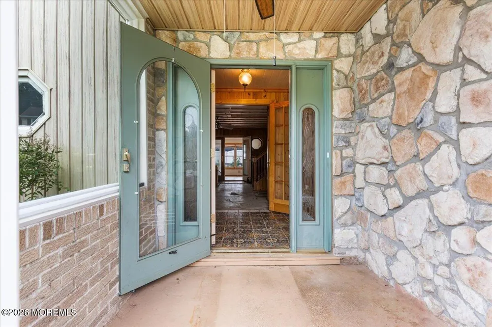 20 Eisele Avenue Ocean, NJ 07712