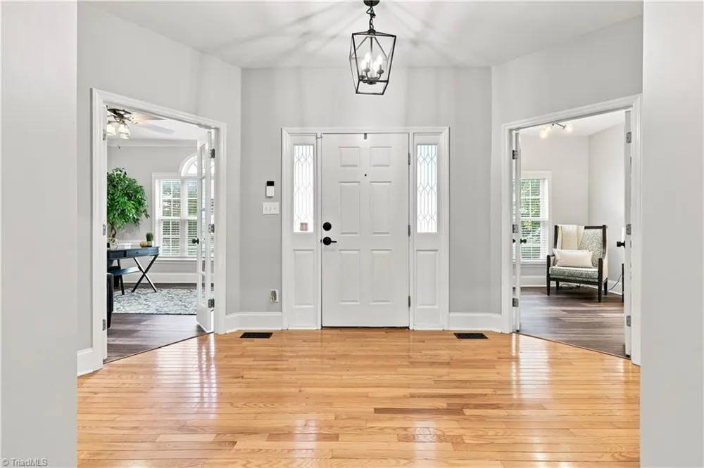 6025 Habersham Drive Kernersville, NC 27284