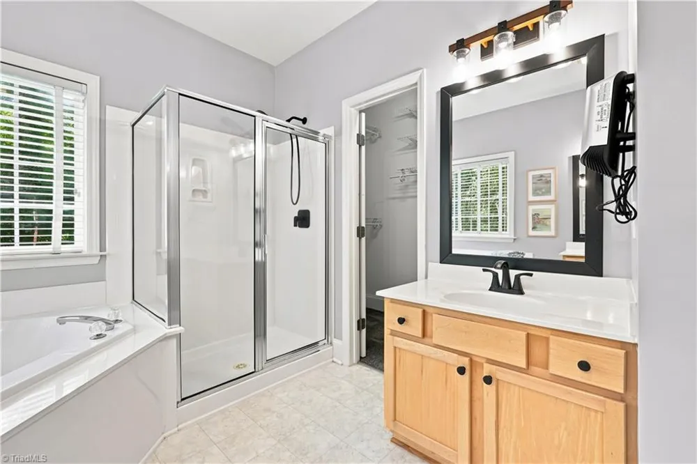 6025 Habersham Drive Kernersville, NC 27284