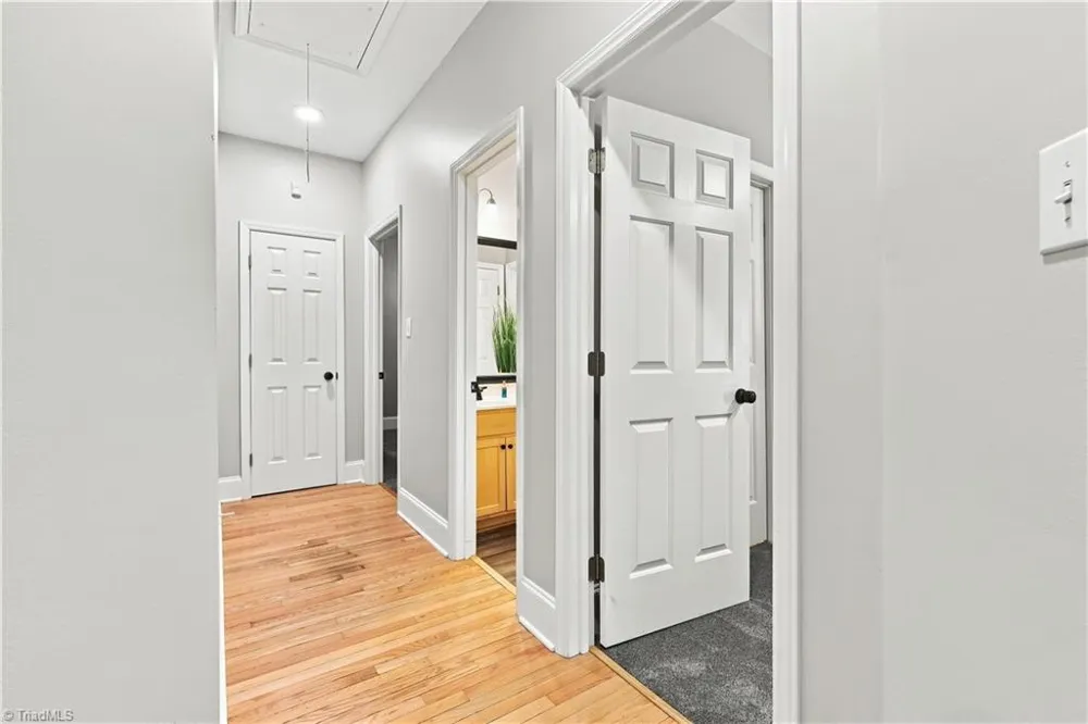 6025 Habersham Drive Kernersville, NC 27284