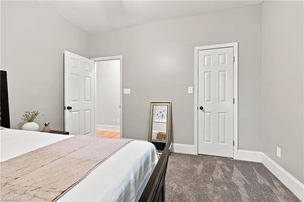 6025 Habersham Drive Kernersville, NC 27284