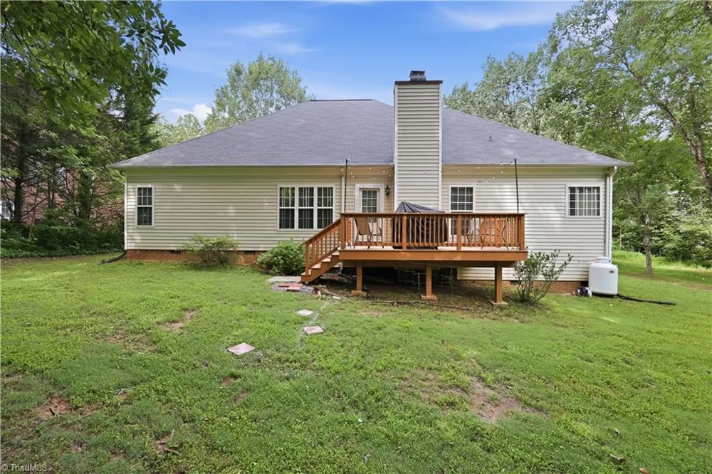 6025 Habersham Drive Kernersville, NC 27284