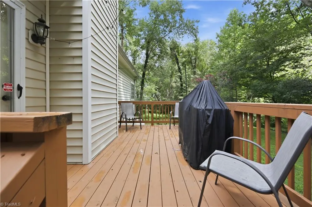 6025 Habersham Drive Kernersville, NC 27284
