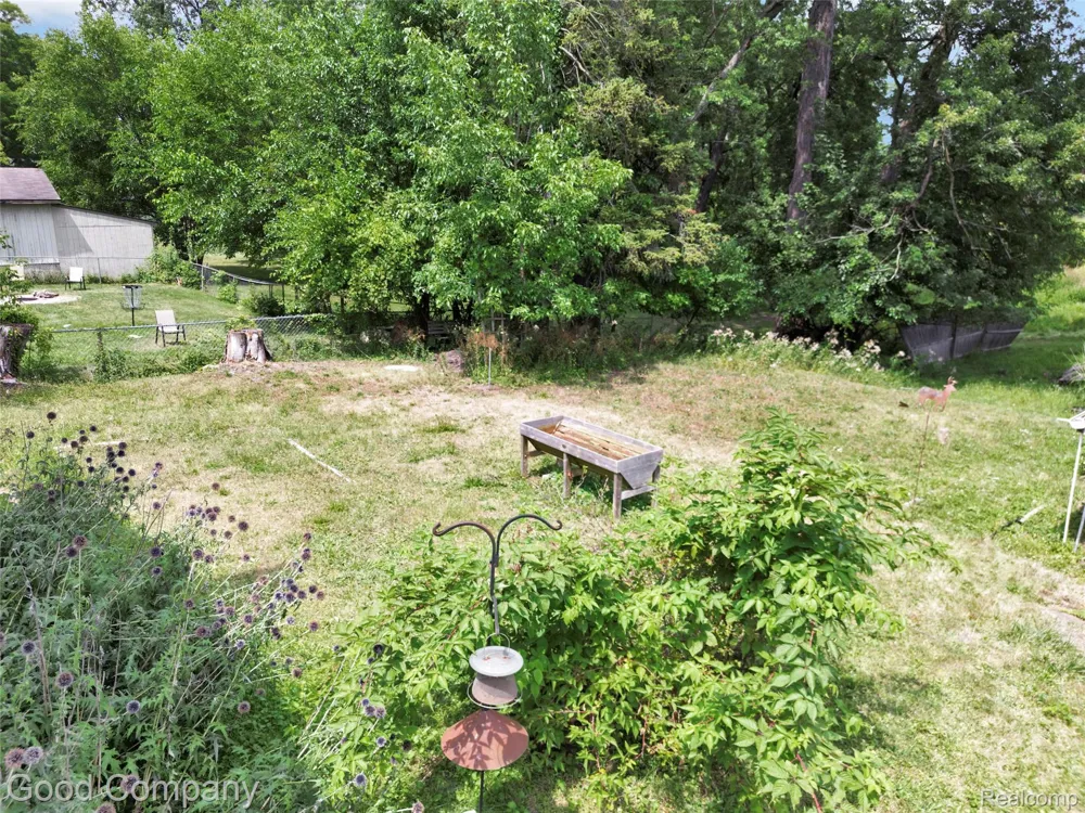 836 W Silver Lake Road Fenton City, MI 48430