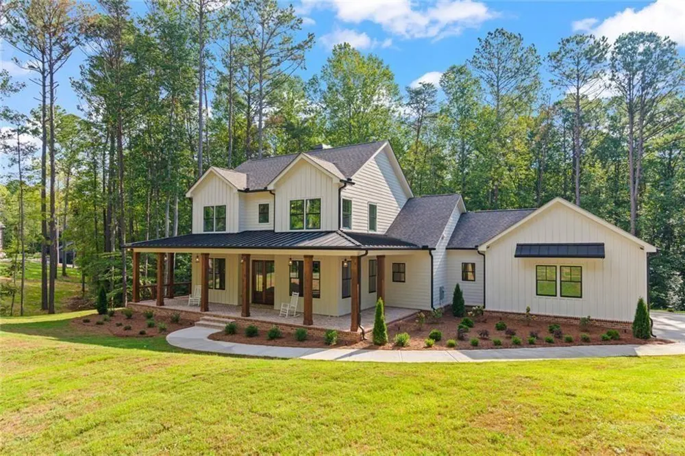 240 Highlands Chase Ball Ground, GA 30107