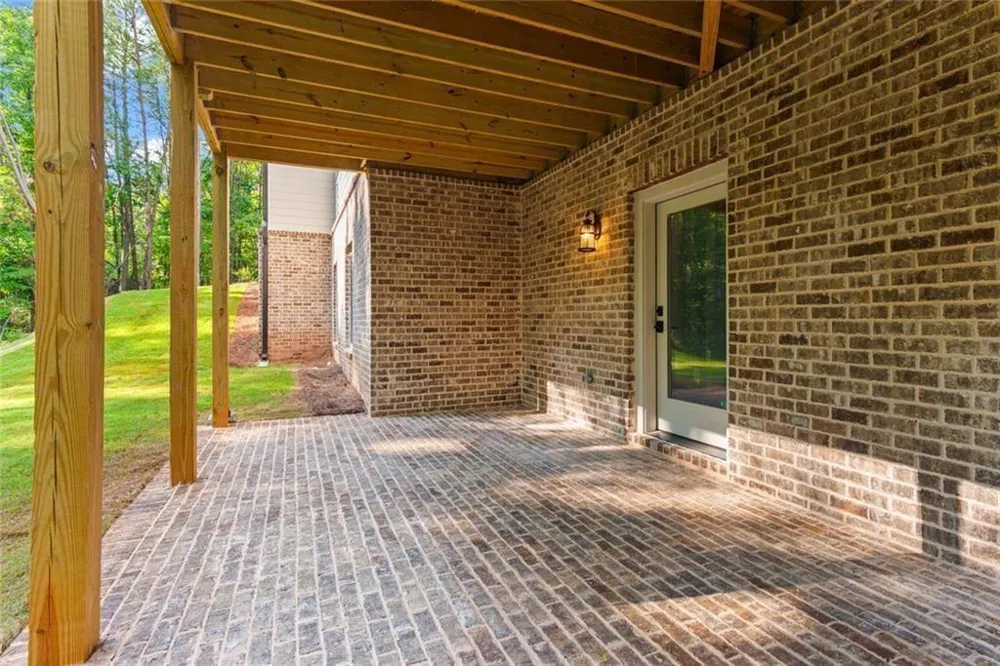 240 Highlands Chase Ball Ground, GA 30107