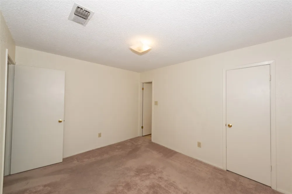 6412 Rebecca Lane Watauga, TX 76148