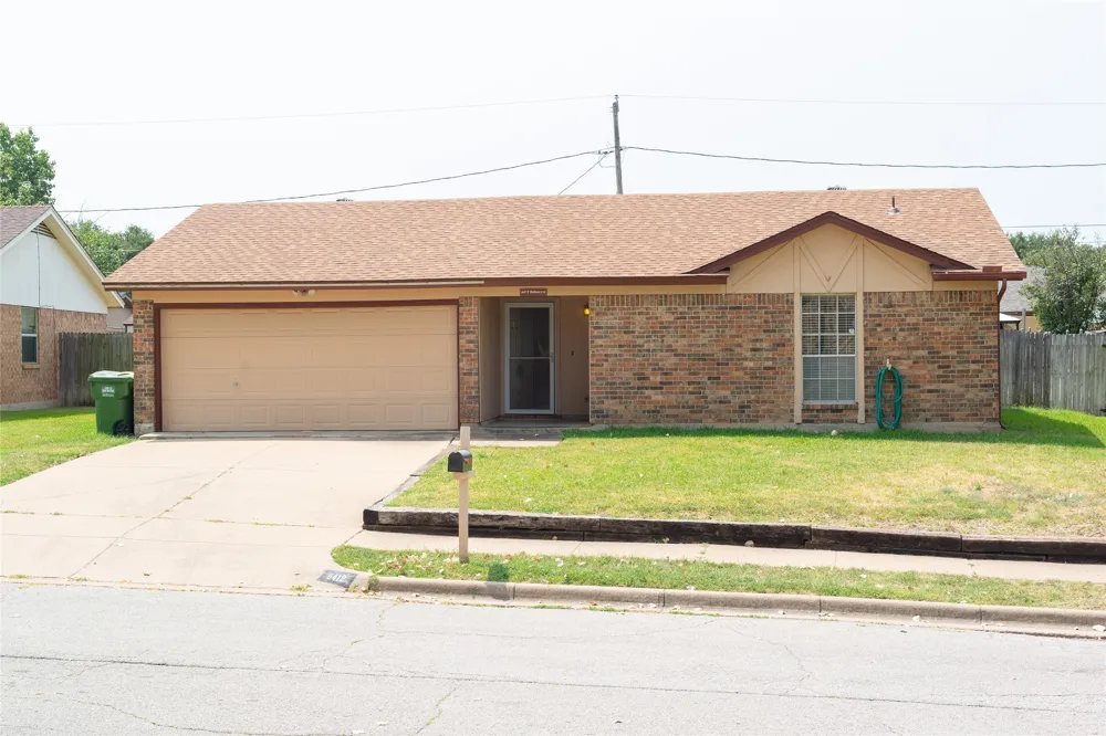 6412 Rebecca Lane Watauga, TX 76148