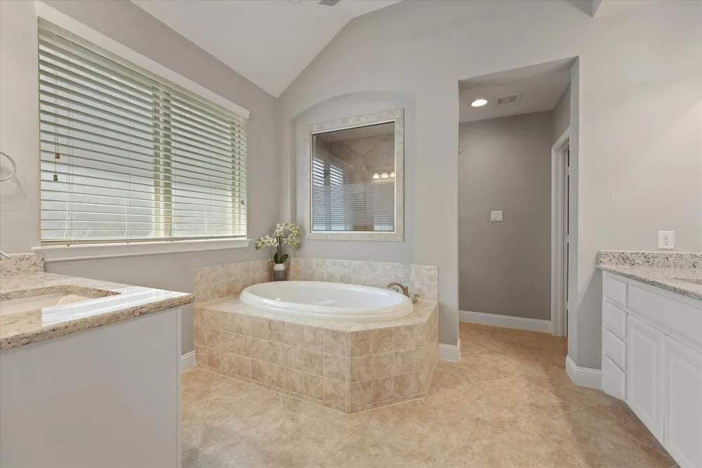 1113 5th Street Argyle, TX 76226