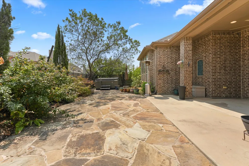 1113 5th Street Argyle, TX 76226