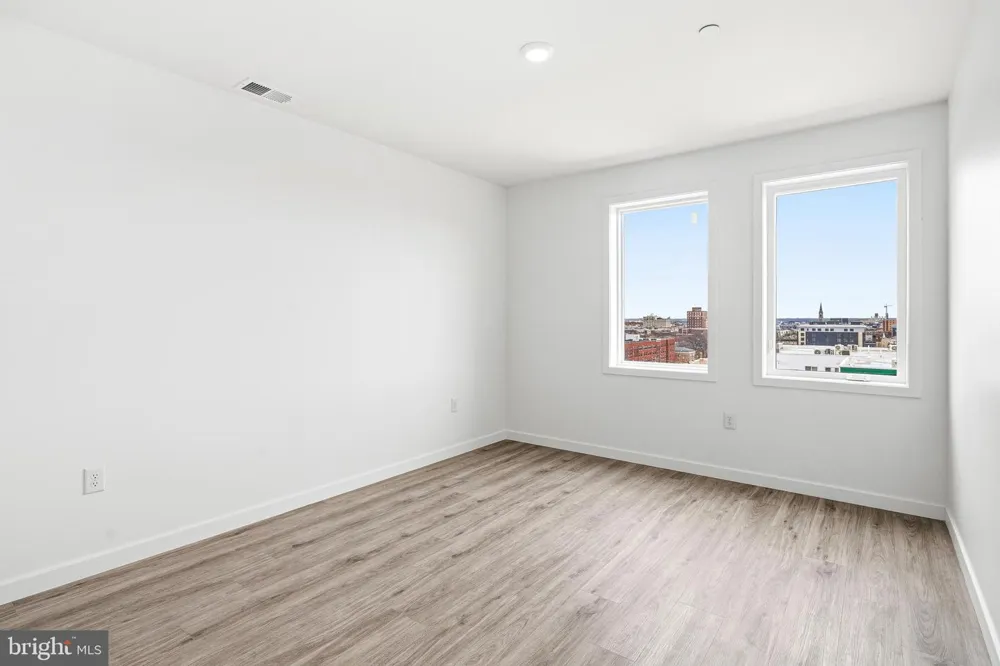 915 BROAD STREET #611 Philadelphia, PA 19123