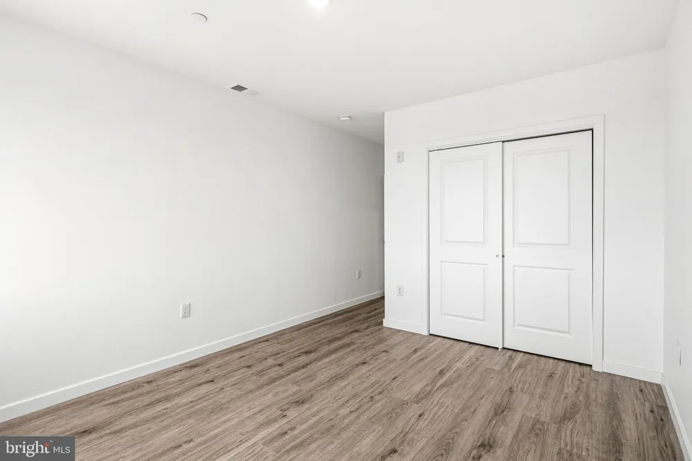 915 BROAD STREET #611 Philadelphia, PA 19123