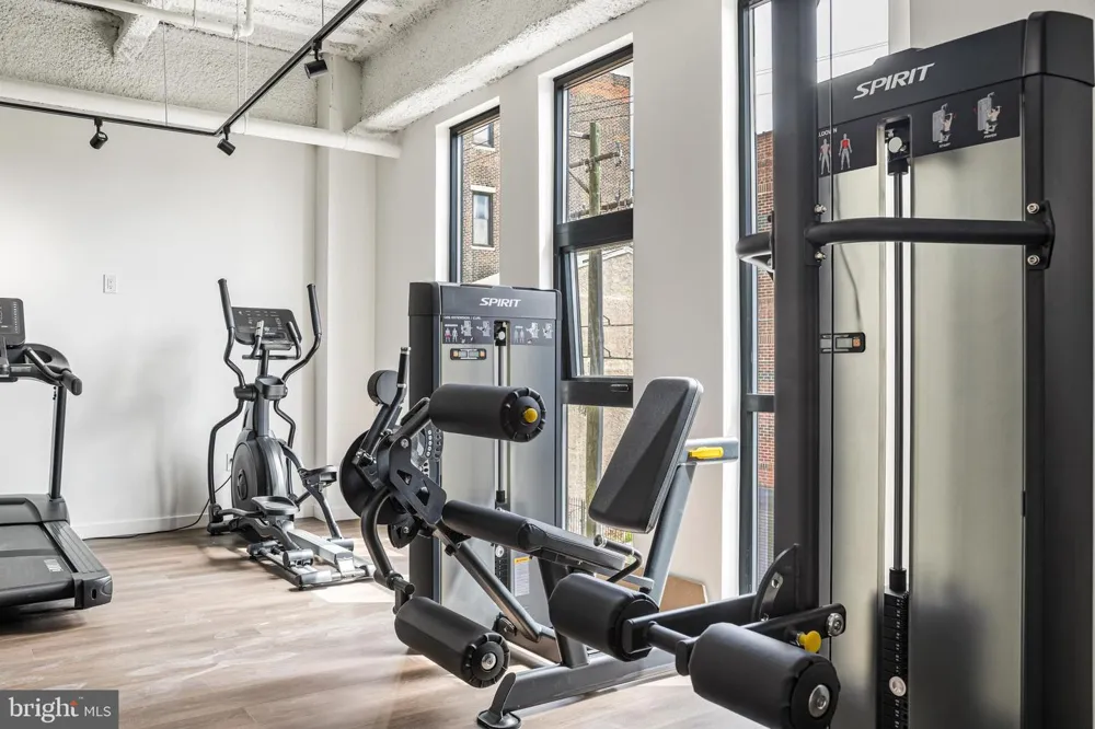 915 BROAD STREET #611 Philadelphia, PA 19123