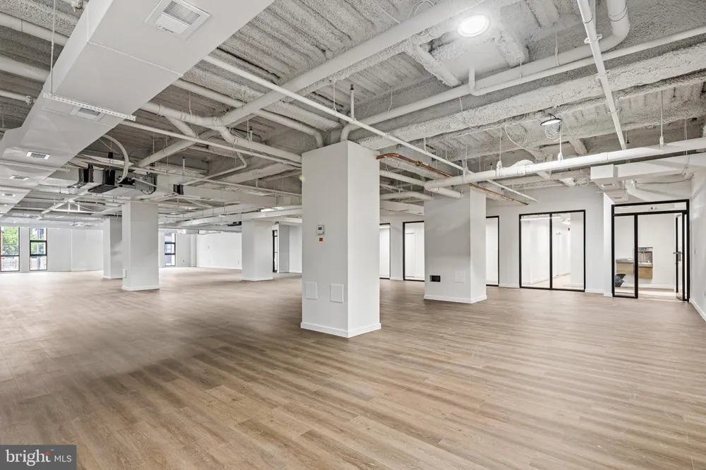 915 BROAD STREET #611 Philadelphia, PA 19123