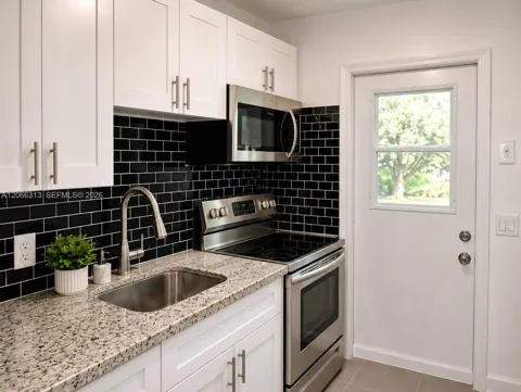 309 Phippen Waiters Rd #2