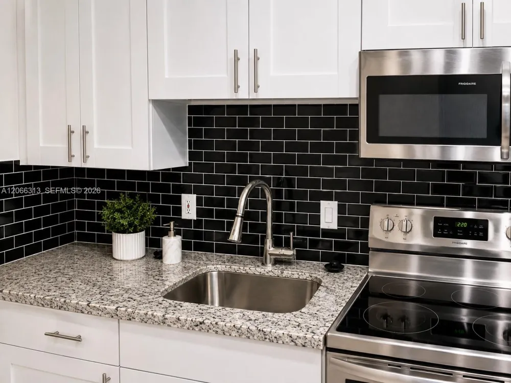 309 Phippen Waiters Rd #2 Dania Beach, FL 33004