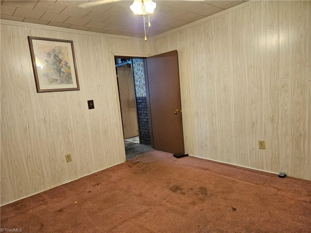 607 King Street Reidsville, NC 27320