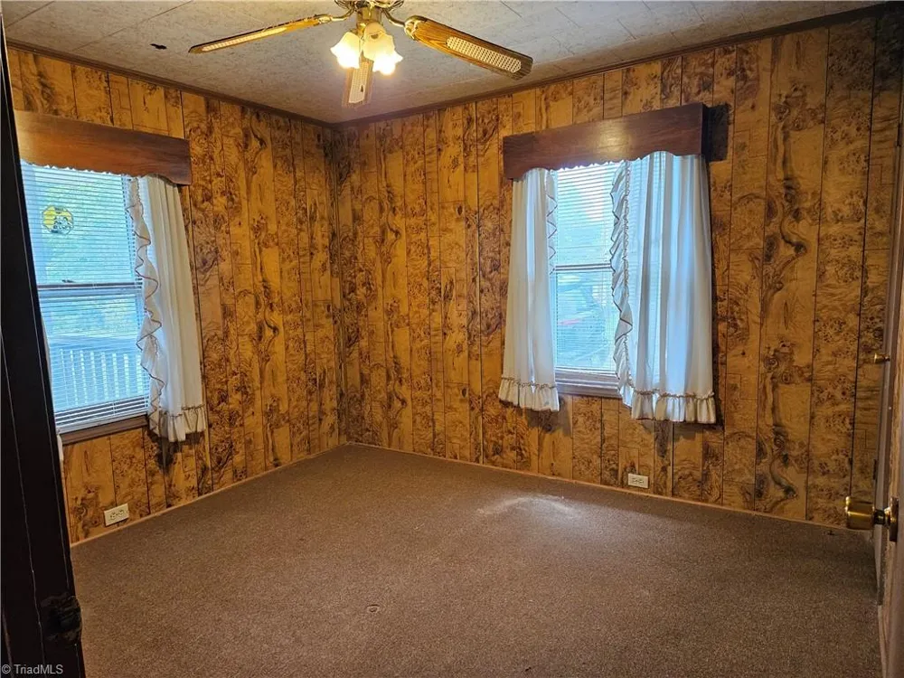 607 King Street Reidsville, NC 27320
