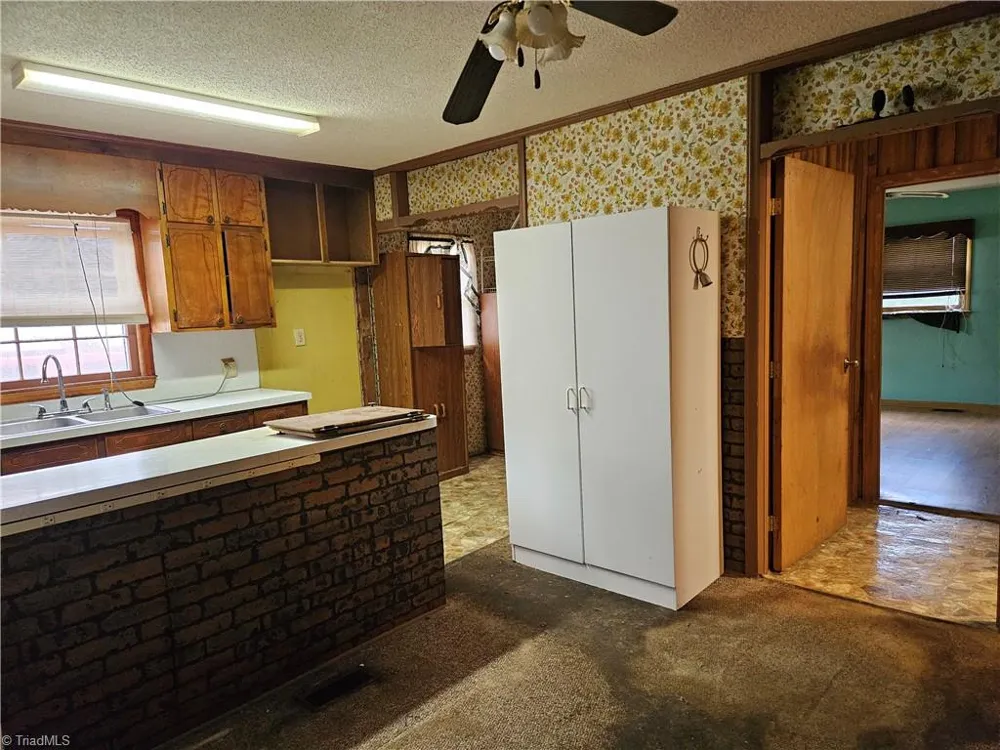 607 King Street Reidsville, NC 27320