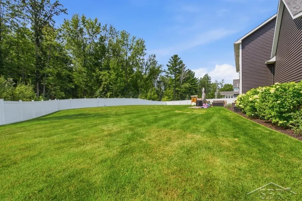 3058 Hidden Meadows Drive Larkin Charter Township, MI 48642