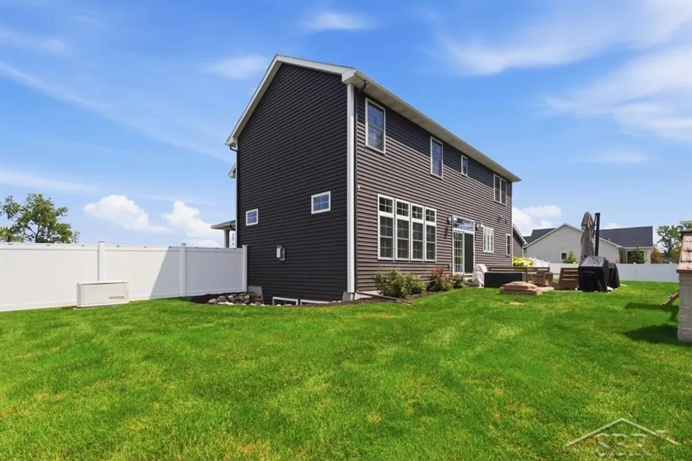 3058 Hidden Meadows Drive Larkin Charter Township, MI 48642