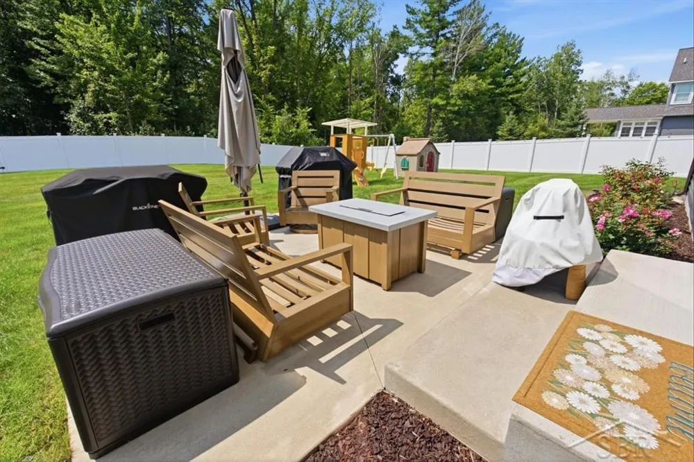 3058 Hidden Meadows Drive Larkin Charter Township, MI 48642