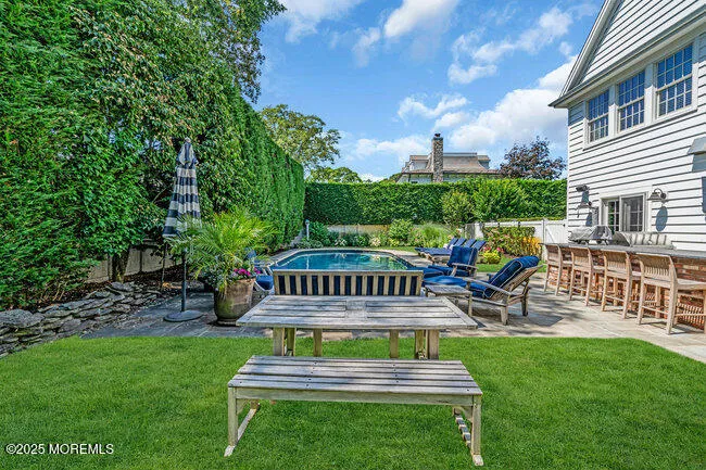 12 Red Oak Drive Spring Lake, NJ 07762