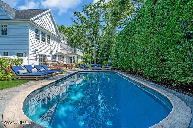 12 Red Oak Drive Spring Lake, NJ 07762