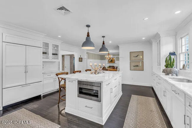 12 Red Oak Drive Spring Lake, NJ 07762