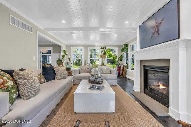 12 Red Oak Drive Spring Lake, NJ 07762