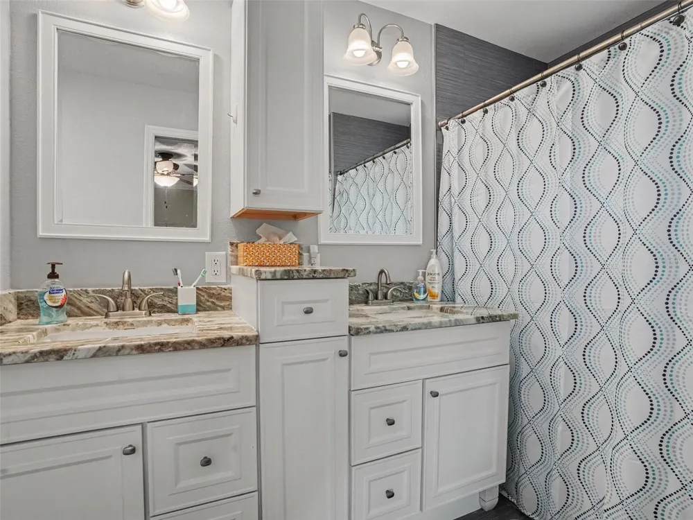 128 BRIGHTON CIRCLE Auburndale, FL 33823