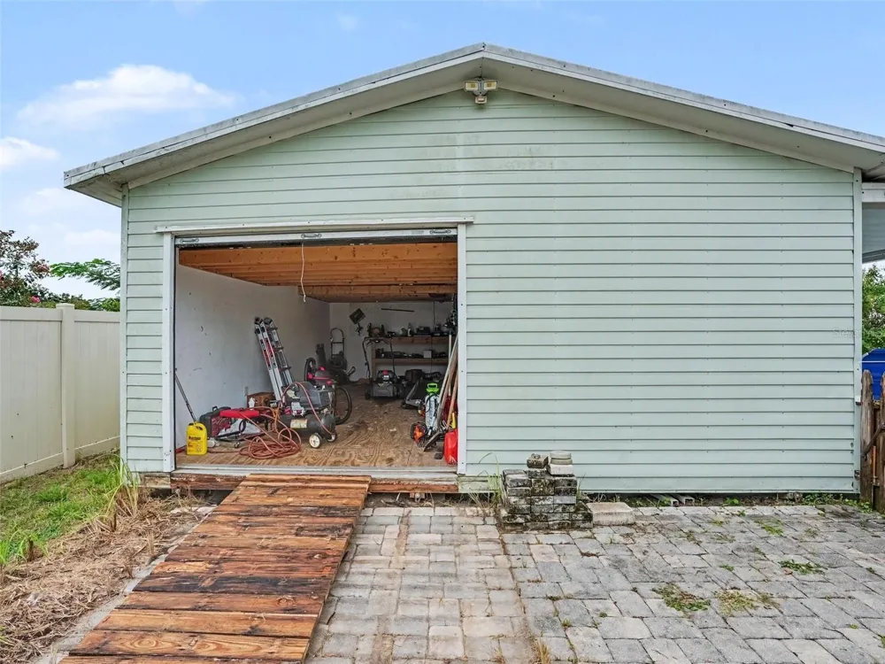 128 BRIGHTON CIRCLE Auburndale, FL 33823