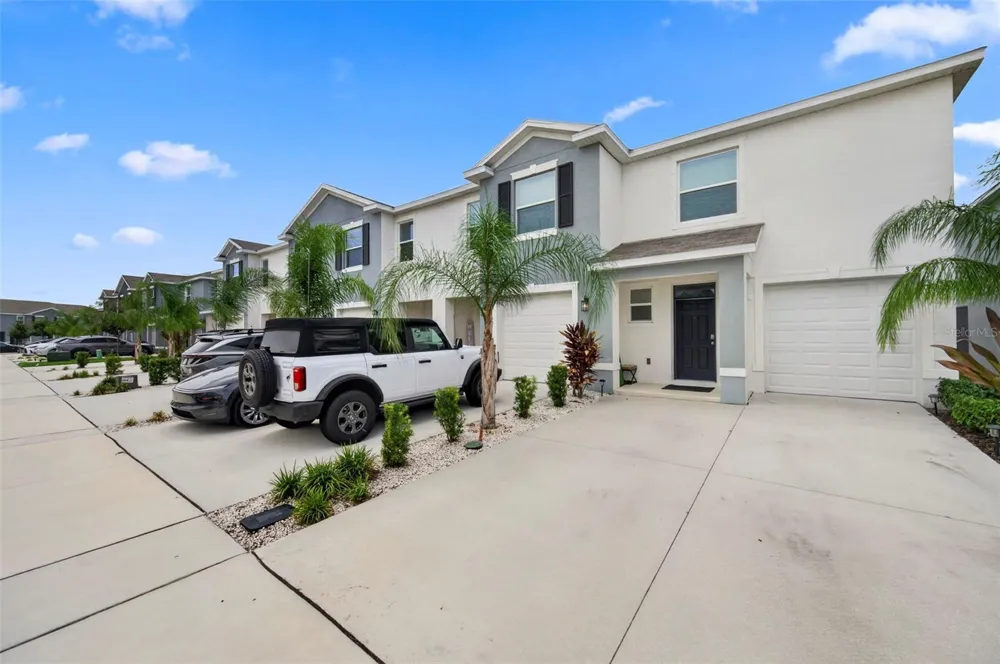 369 MANGROVE SHADE CIRCLE Apollo Beach, FL 33572