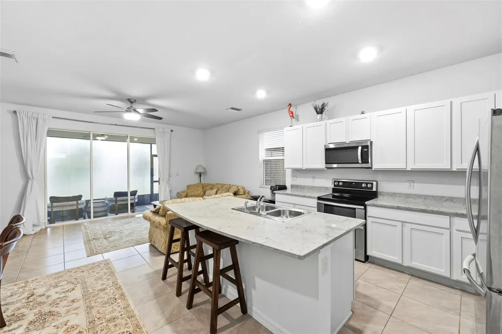 369 MANGROVE SHADE CIRCLE Apollo Beach, FL 33572