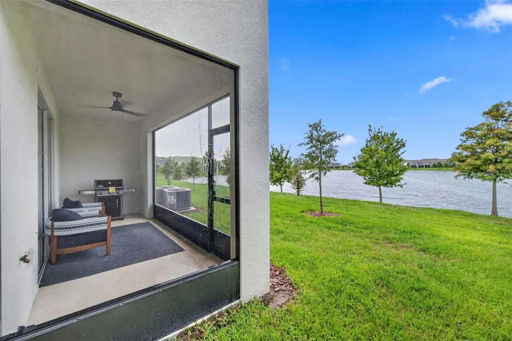 369 MANGROVE SHADE CIRCLE Apollo Beach, FL 33572