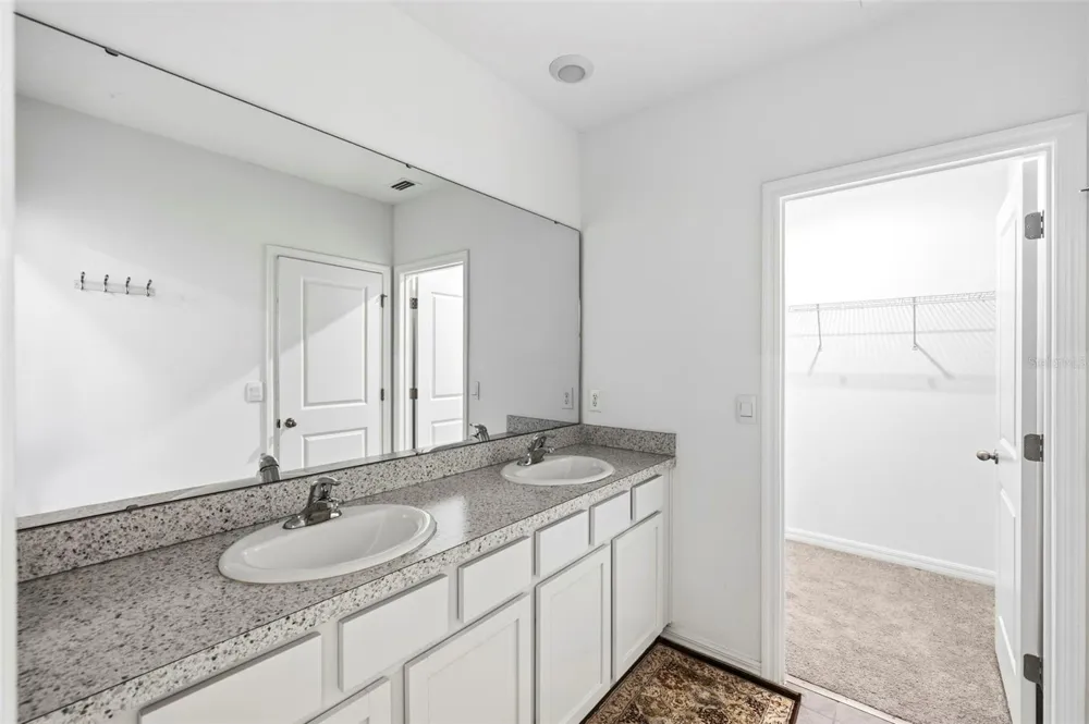 369 MANGROVE SHADE CIRCLE Apollo Beach, FL 33572