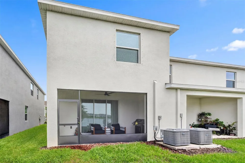 369 MANGROVE SHADE CIRCLE Apollo Beach, FL 33572