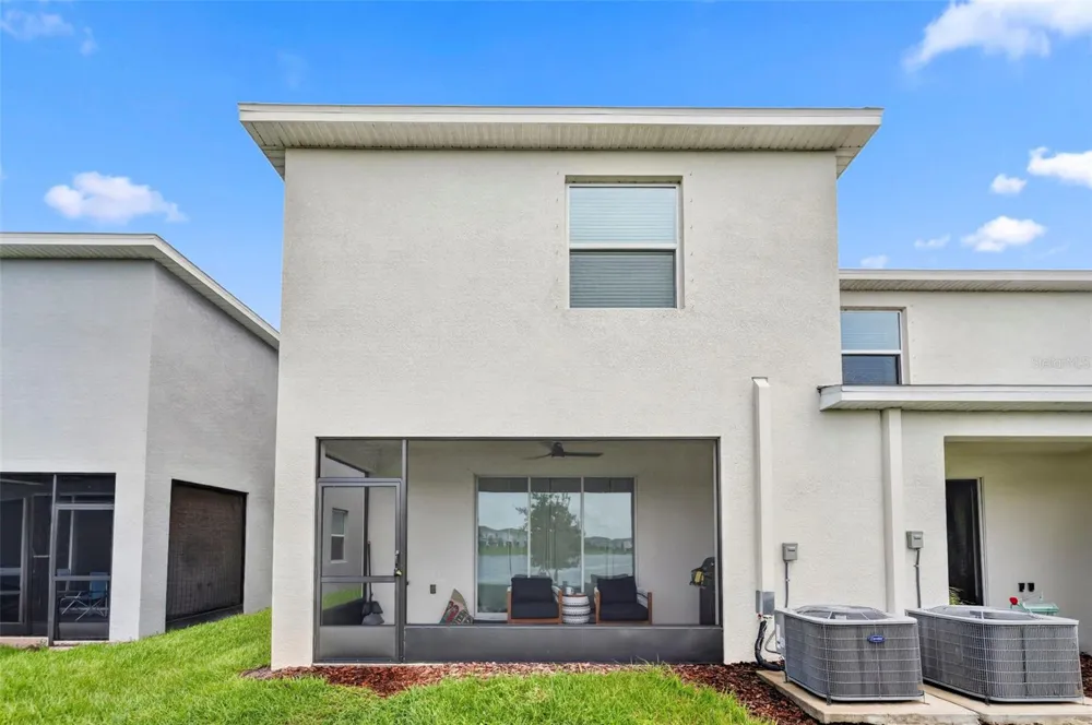 369 MANGROVE SHADE CIRCLE Apollo Beach, FL 33572