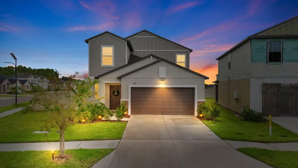 9520 RUNAWAY BREEZE Land O Lakes, FL 34637