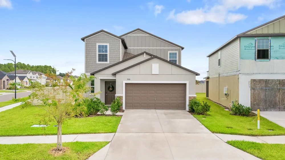 9520 RUNAWAY BREEZE Land O Lakes, FL 34637