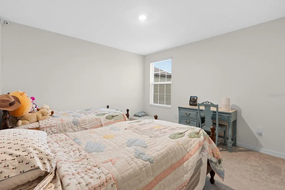 9520 RUNAWAY BREEZE Land O Lakes, FL 34637