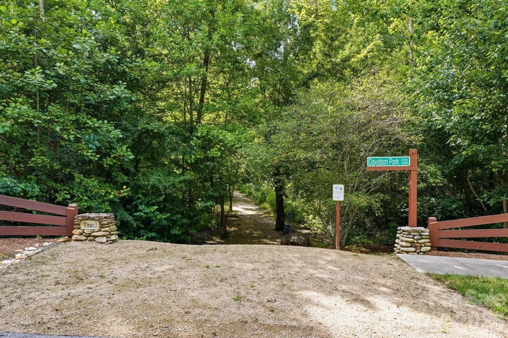 18609 Boulder Rock Loop #18 Davidson, NC 28036