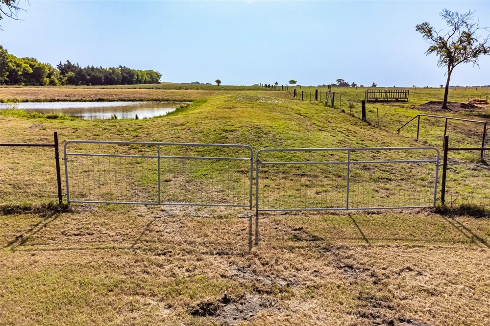 1015 CR 5010 Blue Ridge, TX 75424