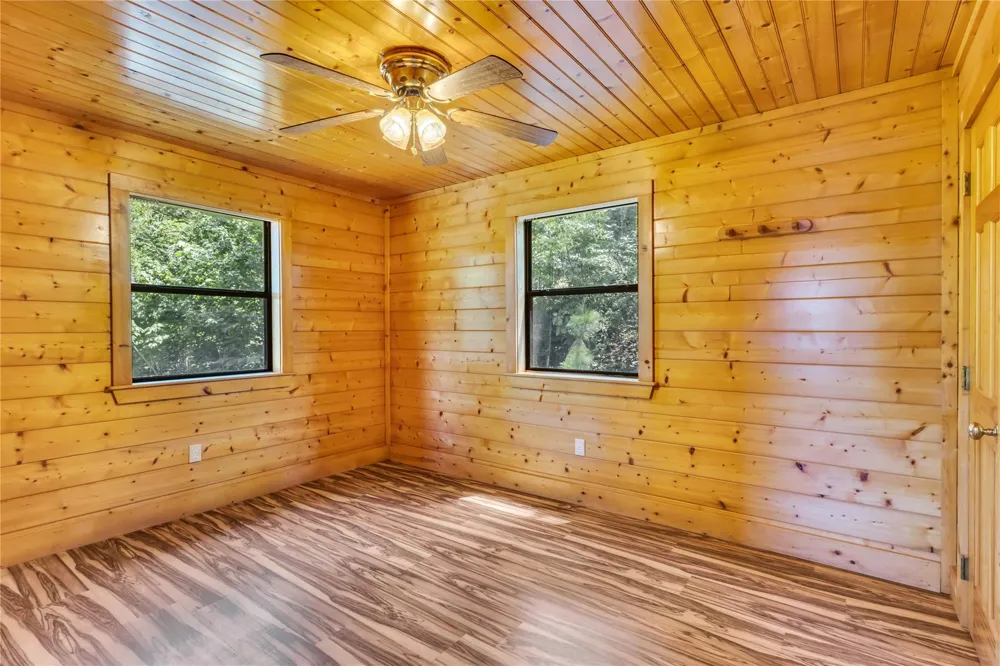 209 Laguna Point Hemphill, TX 75948