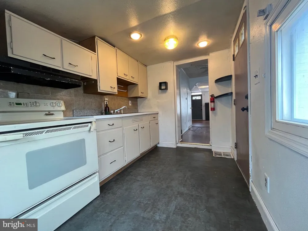 1429 COTTON Reading, PA 19602