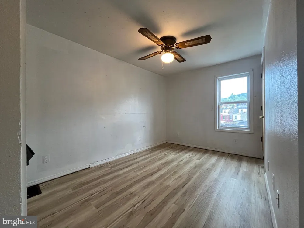 1429 COTTON Reading, PA 19602
