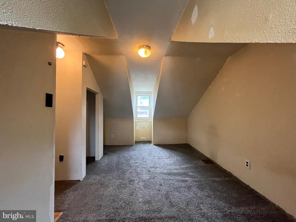1429 COTTON Reading, PA 19602