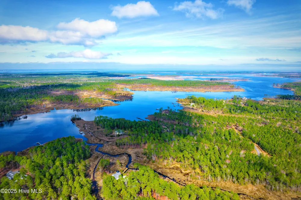 203 Paradox Point Drive Aurora, NC 27806