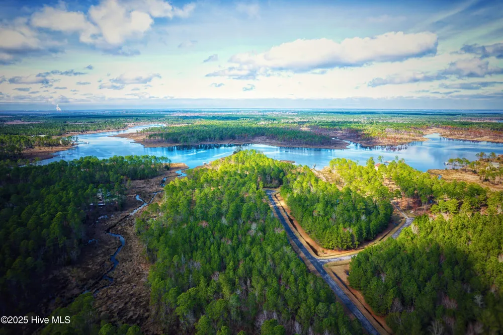 203 Paradox Point Drive Aurora, NC 27806