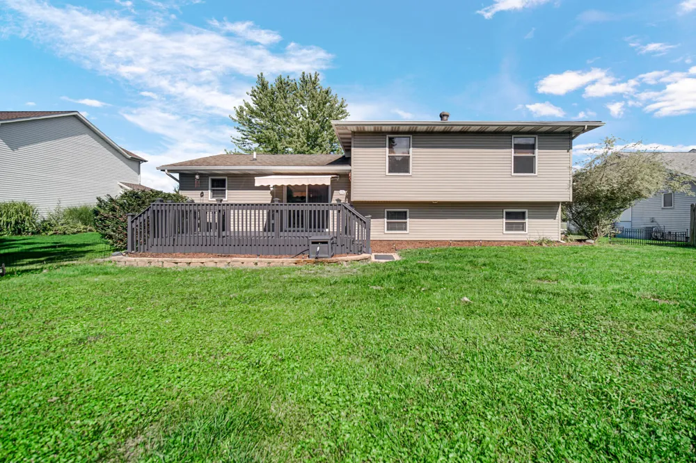 2342 Westwood Lane Chesterton, IN 46304
